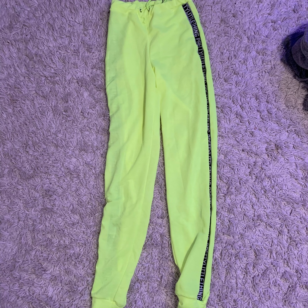 sweatpants